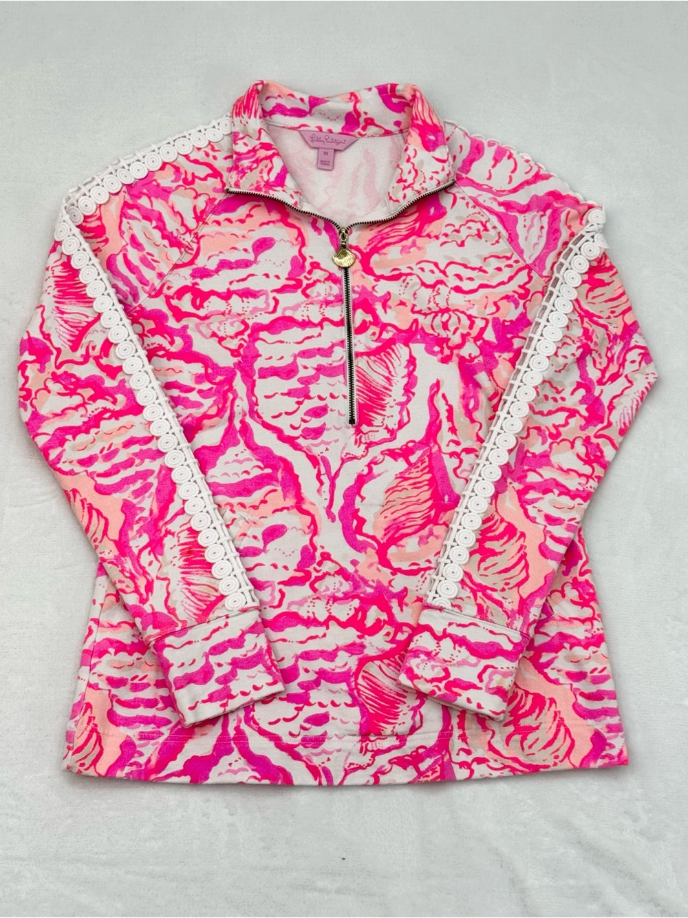 Lilly Pulitzer Women's XS 1/2 Zip Pullover Pink White Bright Vibrant Colorful
